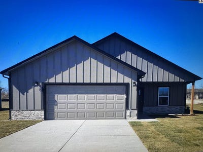/international/us/1045-clubhouse-dr-mcpherson-ks-110108490098/
