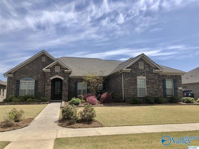 /international/us/7505-grayhawk-court-owens-cross-roads-al-110108480074/
