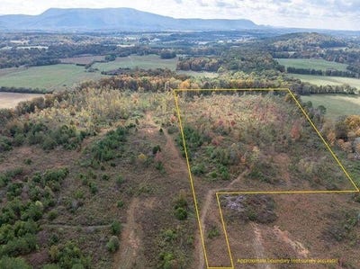 /international/us/county-road-788-etowah-tn-110102731641/
