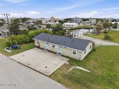 /international/us/100-e-bogue-sound-drive-atlantic-beach-nc-110108078359/