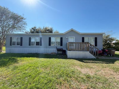 /international/us/1600-dickinson-avenue-trlr-403-dickinson-tx-110120533026/