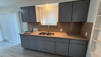 /international/us/10838-vernon-ave-ontario-ca-110106724515/