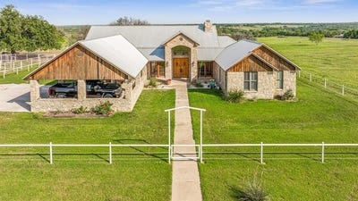 /international/us/404-private-road-1562-stephenville-tx-110091541044/