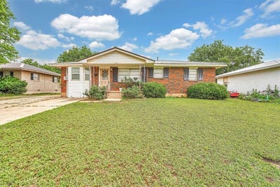 /international/us/305-gary-street-mangum-ok-110100565724/
