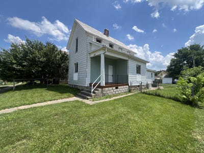 /international/us/413-e-poplar-street-sidney-oh-110100530468/