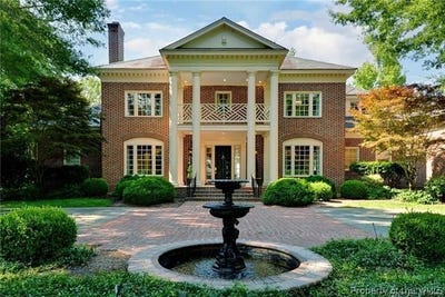 /international/us/1796-cypress-isle-williamsville-va-110119748447/