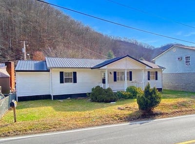 /international/us/466-r-a-west-hwy-delbarton-wv-110105839610/
