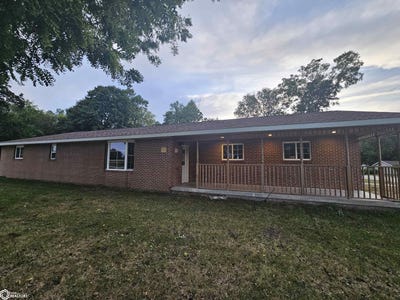 /international/us/301-w-south-street-lake-city-ia-110102468920/