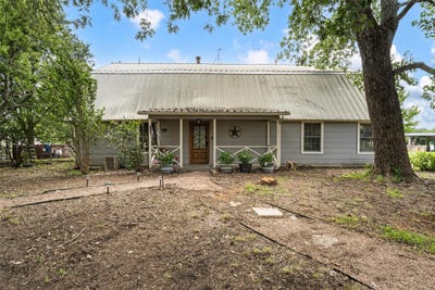/international/us/2059-southwinds-drive-lorena-tx-110108799760/