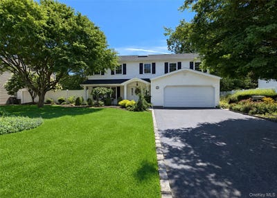 /international/us/20-tall-pines-lane-nesconset-ny-110109793856/