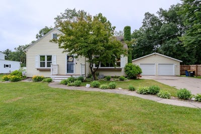 /international/us/1119-w-grand-avenue-rothschild-wi-110100516777/