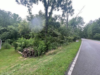 /international/us/4407-elkhorn-creek-elkhorn-city-ky-110107211402/