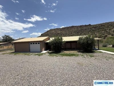 /international/us/421-elm-bayard-nm-110100820923/