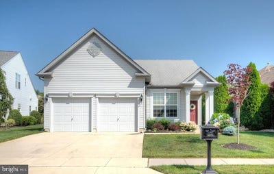 /international/us/77-snapdragon-court-sewell-nj-110100517135/