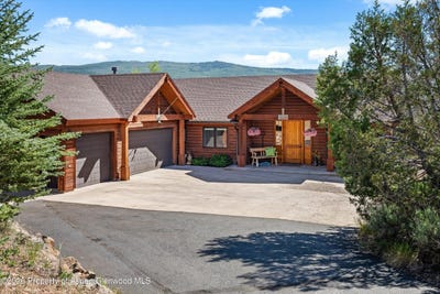 /international/us/251-crescent-lane-glenwood-springs-co-110108919981/