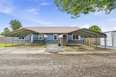 /international/us/215-217-carr-road-seymour-tn-110109162493/