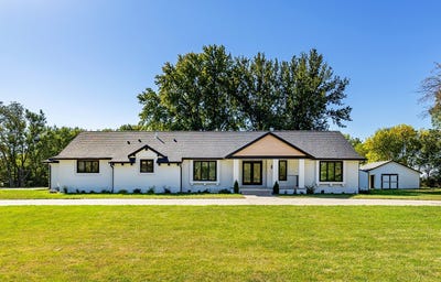 /international/us/10318-nw-106th-avenue-granger-ia-110094961153/