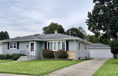 /international/us/614-n-palm-street-janesville-wi-110120484064/