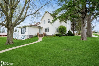/international/us/1580-s-avenue-traer-ia-110099200281/