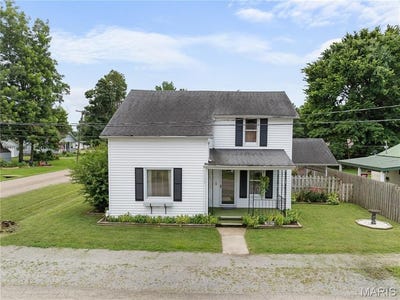 /international/us/703-wright-street-oran-mo-110100838979/