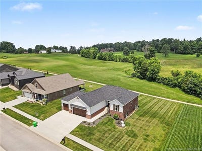 /international/us/7017-oaken-lane-lanesville-in-110109979051/