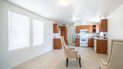 /international/us/1650-s-arizona-avenue-chandler-az-110103382587/