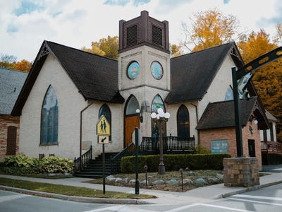 /international/us/30-quarterline-street-newaygo-mi-110096725935/?lang=zh-tw