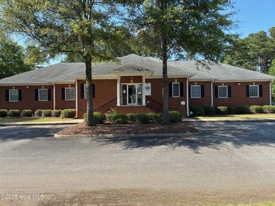 /international/us/1880-w-city-drive-elizabeth-cty-nc-110103775469/