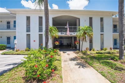 /international/us/300-clyde-lane-dunedin-fl-110108219682/
