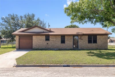 /international/us/4316-mimosa-drive-brownwood-tx-110108067353/