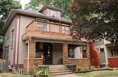 /international/us/715-atwood-street-ne-grand-rapids-mi-110101003073/?lang=en