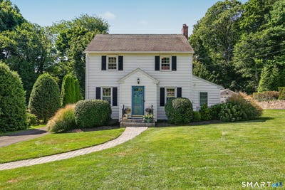 /international/us/35-beardsley-parkway-trumbull-ct-110120623157/