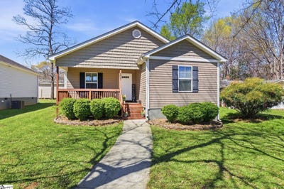 /international/us/207-ridgeway-drive-greenville-sc-110106550967/