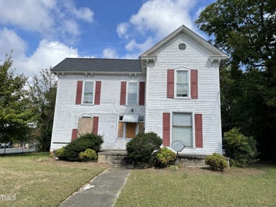 /international/us/414-e-morehead-street-burlington-nc-110095152307/