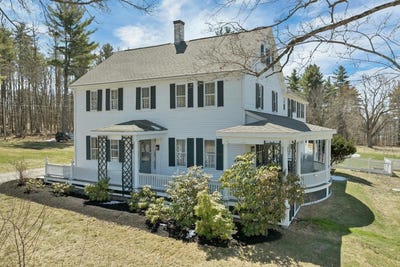 /international/us/375-s-main-street-wolfeboro-nh-110107317481/