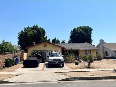 /international/us/15926-napa-street-north-hills-ca-110101064102/