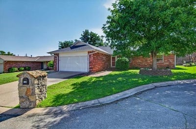/international/us/118-canterbury-court-bartlesville-ok-110108470982/