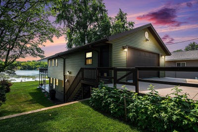 /international/us/13024-s-lake-breeze-drive-sand-lake-mi-110100616697/