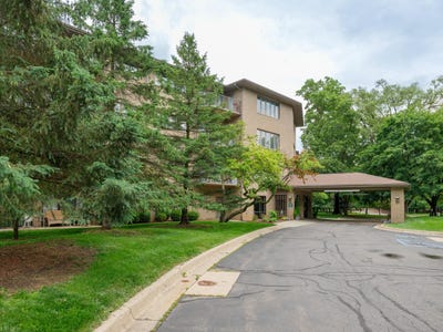 /international/us/4040-greenleaf-circle-kalamazoo-mi-110100399739/