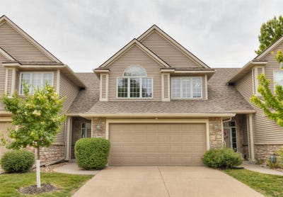/international/us/12586-diamond-ridge-court-clive-ia-110108393122/