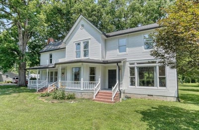 /international/us/1007-valley-river-avenue-murphy-nc-110100449098/