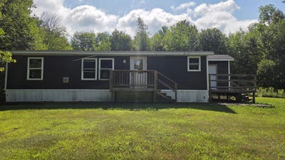 /international/us/162-davis-road-fairfield-me-110119949350/