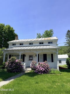 /international/us/127-walhalla-road-middleburgh-ny-110108531659/