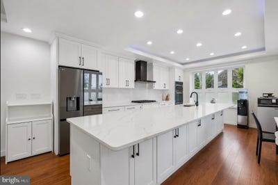 /international/us/5900-woodbine-avenue-philadelphia-pa-110108299008/