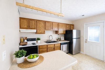 /international/us/104-woodview-drive-nicholasville-ky-110104082897/