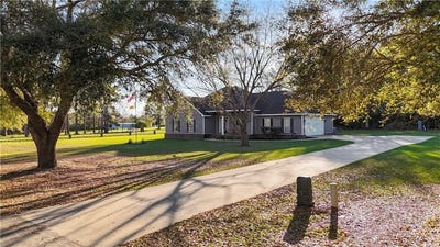 /international/us/21-bailey-drive-jesup-ga-110108946101/