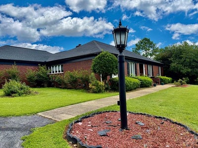 /international/us/365-ridgeway-road-waverly-hall-ga-110109259834/