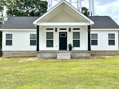 /international/us/602-montgomery-st-andalusia-al-110108813352/