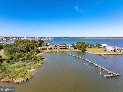 /international/us/560-wellington-road-crisfield-md-110108416928/