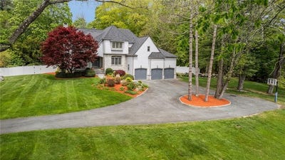 /international/us/3-cedar-rock-meadow-east-greenwich-ri-110108196770/